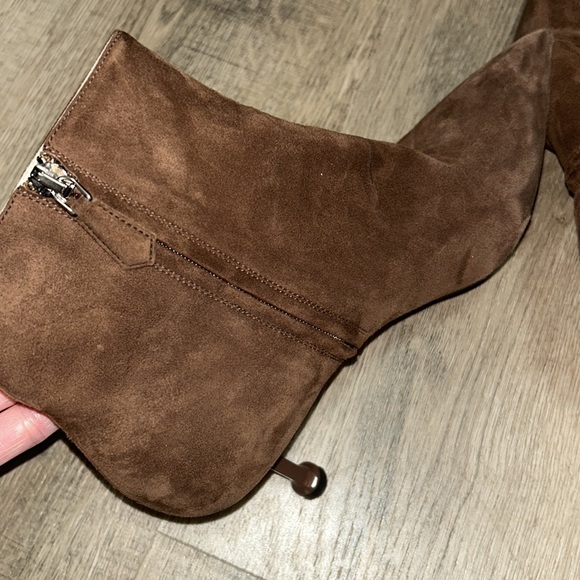 ❌SOLD❌ Prada Milano ankle booties - Picture 3 of 6